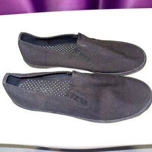 City Sneaks Non-Marking Slip On Black Shoes Size 9.5